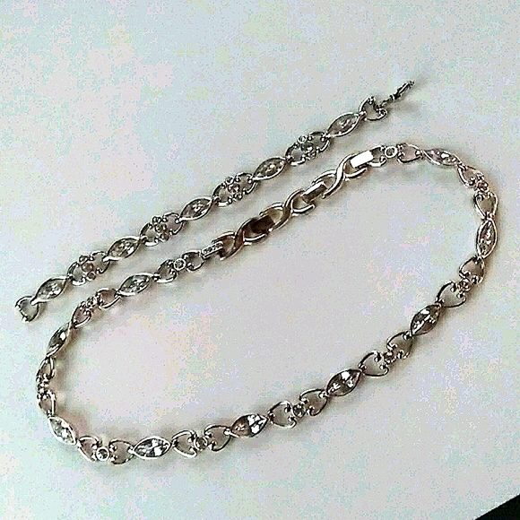 VINTAGE SWAROVSKI White Crystal Link Nklc&Bracelet - Picture 7 of 16